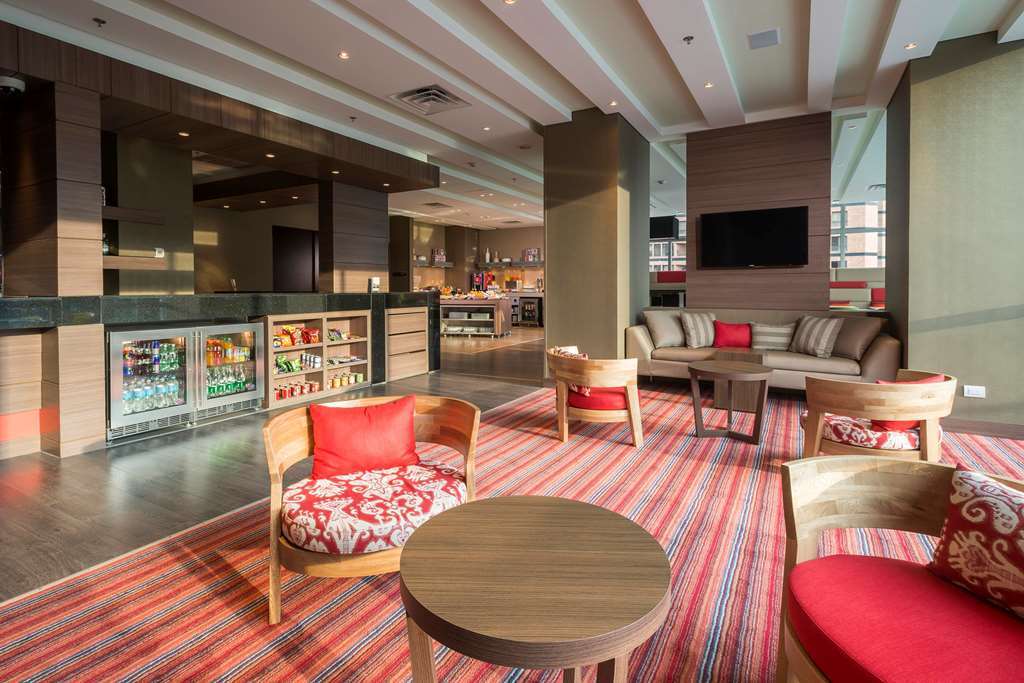 Hampton By Hilton Bucaramanga Hotel Interior photo