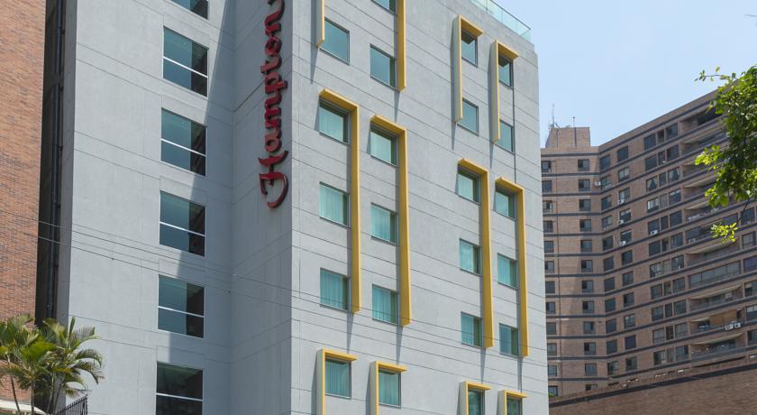 Hampton By Hilton Bucaramanga Hotel Exterior photo