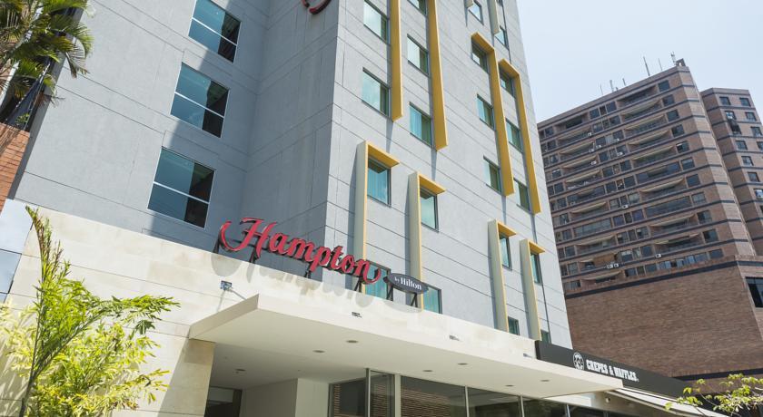 Hampton By Hilton Bucaramanga Hotel Exterior photo